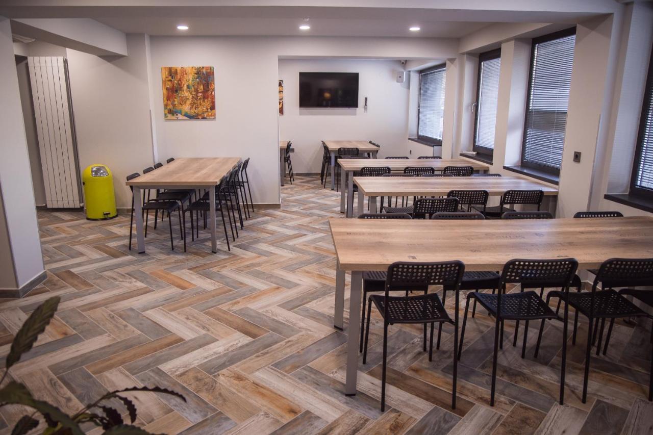 Dorm Bg Pet-Friendly Aparthotel Stara Zagora Extérieur photo