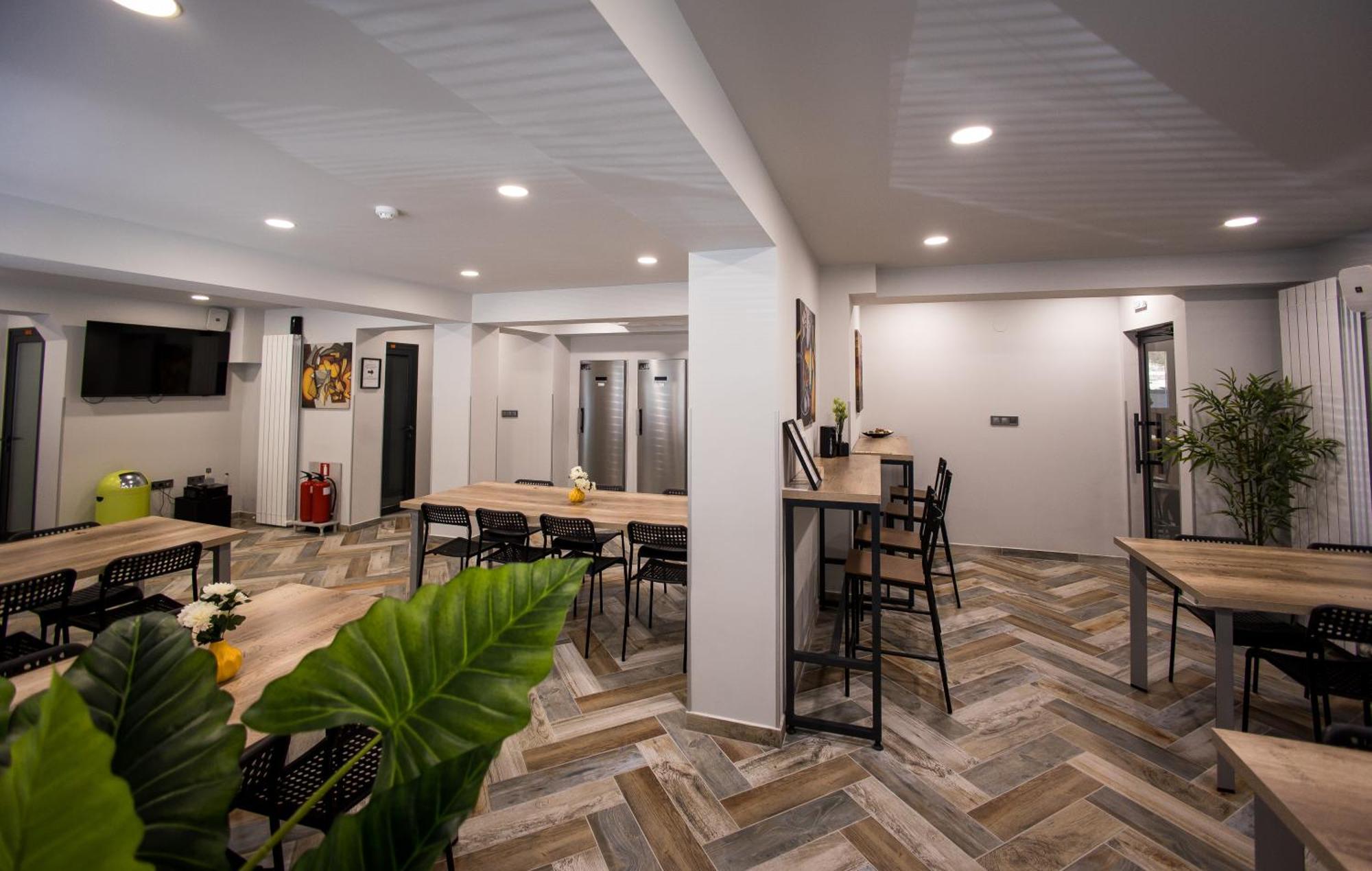 Dorm Bg Pet-Friendly Aparthotel Stara Zagora Extérieur photo
